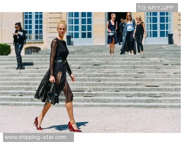 足球明星魅力四射为何备受女性青睐揭秘他们的吸引力与魅力来源