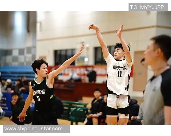 重庆篮球队以53分领跑杯赛积分榜展现强劲实力和夺冠希望